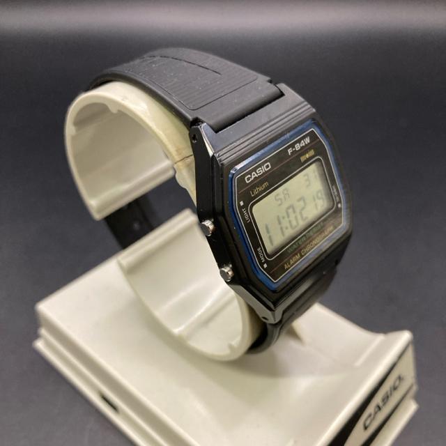 ���� CASIO �J�V�I �f�W�^���r���v F-84W �� �u�����h�� 