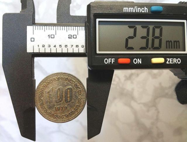 大韓民国100ウォン硬貨 1979年 直径23.8mm 100 韓国銀行 外国コイン 硬貨 古銭 古美術 骨董 貨幣 < ホビー  大韓民国100ウォン硬貨 1979年 直径23.8mm 100 韓国銀行 外国コイン 硬貨 古銭 古美術 骨董 貨幣 < ホビーの