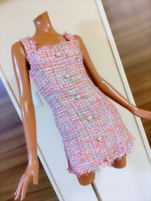 新品★ピンクツイードラメワンピ★パールボタン★xs < 女性ファッション  新品★ピンクツイードラメワンピ★パールボタン★xs < 女性ファッションの