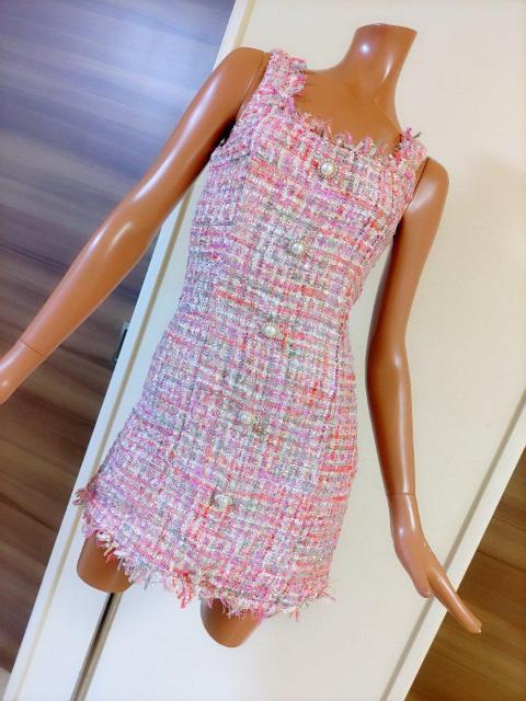 新品★ピンクツイードラメワンピ★パールボタン★xs < 女性ファッション  新品★ピンクツイードラメワンピ★パールボタン★xs < 女性ファッションの