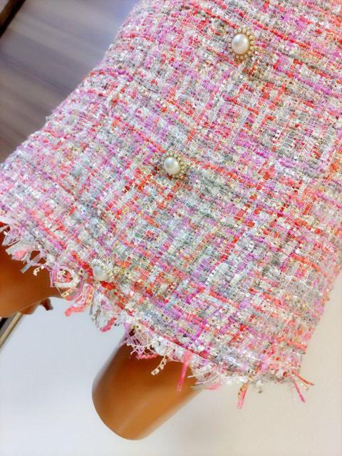 新品★ピンクツイードラメワンピ★パールボタン★xs < 女性ファッション  新品★ピンクツイードラメワンピ★パールボタン★xs < 女性ファッションの