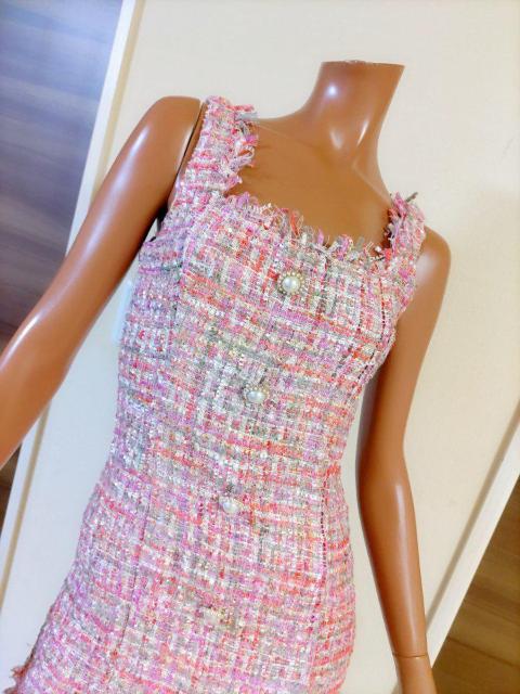 新品★ピンクツイードラメワンピ★パールボタン★xs < 女性ファッション  新品★ピンクツイードラメワンピ★パールボタン★xs < 女性ファッションの