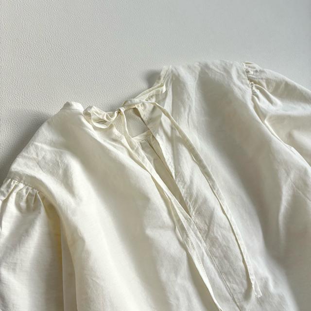 ◆美品◆エイミーイストワール◆フリル長袖ブラウス◆チュニック◆アイボリー白◆F < 女性ファッション ◆美品◆エイミーイストワール◆フリル長袖ブラウス◆チュニック◆アイボリー白◆F < 女性ファッションの