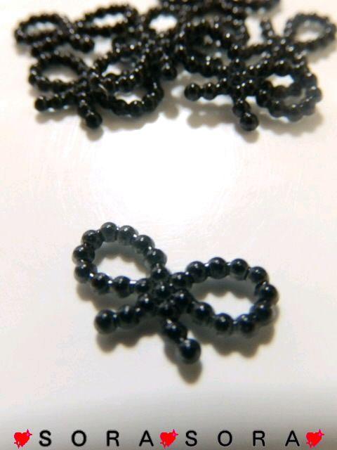 デコパーツ♪ハンドメイド.ネイル 粒パールリボン 8個セット ブラック < 香水/コスメ/ネイル デコパーツ♪ハンドメイド.ネイル 粒パールリボン 8個セット ブラック < 香水/コスメ/ネイルの