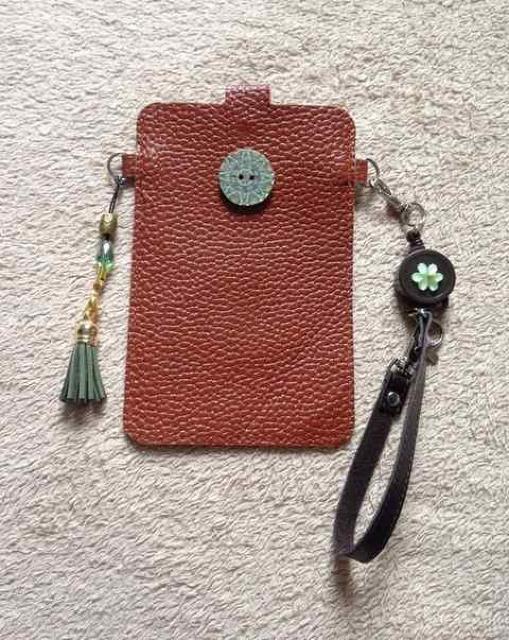 出さずに通話と操作ができる♪スマホケース 伸びるストラップ < 家電/AV  出さずに通話と操作ができる♪スマホケース 伸びるストラップ < 家電/AVの