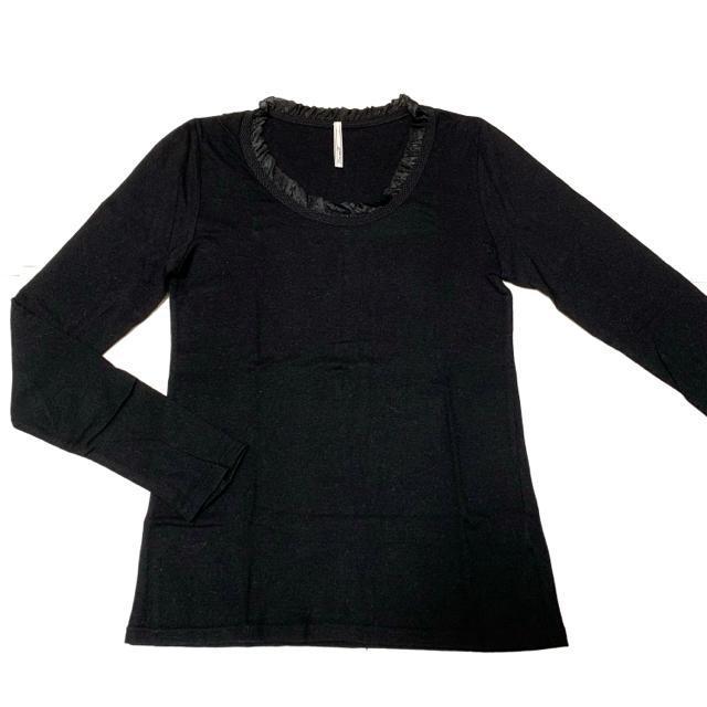 【美品】ストレッチ丸首長袖コットンTシャツ/黒/M/綿100% < 女性ファッション  【美品】ストレッチ丸首長袖コットンTシャツ/黒/M/綿100% < 女性ファッションの