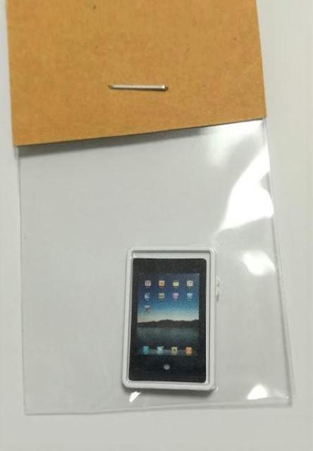 ミニチュア★iPad★mini★白★ホワイト★アイパッド★色違いございます★BigやiPhoneもあります♪ドールハウスに★ < おもちゃ  ミニチュア★iPad★mini★白★ホワイト★アイパッド★色違いございます★BigやiPhoneもあります♪ドールハウスに★  < おもちゃの
