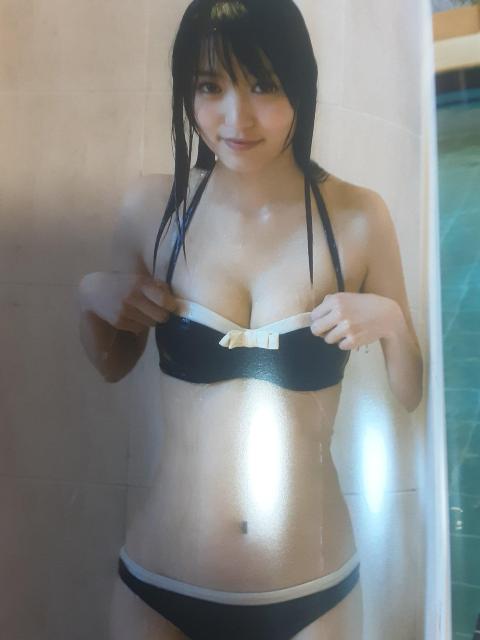 スペシャルポストカード付き欅坂46キャプテン菅井友香1st写真集「フィアンセ」送料無料。 < タレントグッズ スペシャルポストカード付き欅坂46キャプテン菅井友香1st写真集「フィアンセ」送料無料。 < タレントグッズの