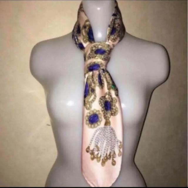 CHANEL シャネル シルクスカーフ 桜ピンク ジュエリー柄 シルク < ブランド CHANEL シャネル シルクスカーフ 桜ピンク ジュエリー柄 シルク < ブランドの