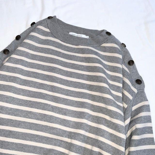 AMERICAN HOLIC☆バイパチショルダーボタンニットプルオーバー/美品 < 女性ファッション  AMERICAN HOLIC☆バイパチショルダーボタンニットプルオーバー/美品 < 女性ファッションの