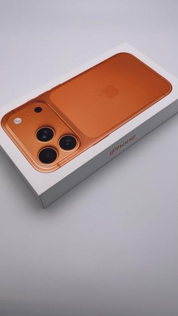 ���J�� iPhone 17 Pro 256 GB �I�����W �{�� �� �Ɠd/AV�� 