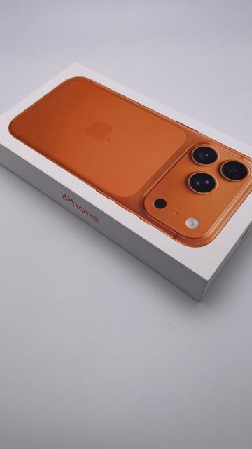 ���J�� iPhone 17 Pro 256 GB �I�����W �{�� �� �Ɠd/AV�� 