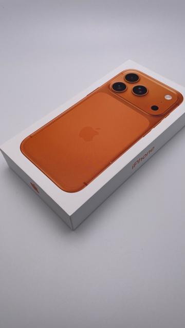 ���J�� iPhone 17 Pro 256 GB �I�����W �{�� �� �Ɠd/AV�� 