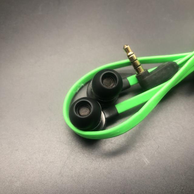 即決 RAZER イヤホン イヤフォン < 家電/AV 即決 RAZER イヤホン イヤフォン < 家電/AVの