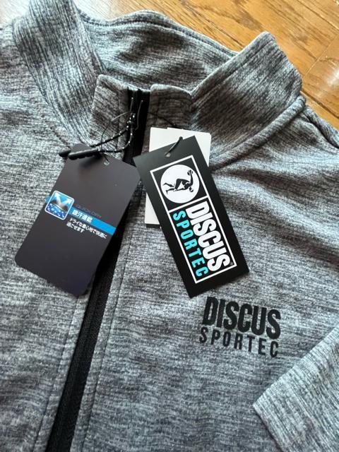 Lサイズ!高貴紳士的!ブランド品!DISCUS SPORTEC!吸汗速乾!ワッフル!メッシュ素材!ジップ!半袖Tシャツ!新品! < 男性ファッション  Lサイズ!高貴紳士的!ブランド品!DISCUS SPORTEC!吸汗速乾!ワッフル!メッシュ素材!ジップ!半袖Tシャツ!新品! < 男性ファッションの