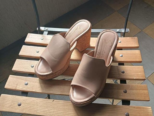 i T_ X΃vbgtH[ C 23.5cm q[ V[Y 