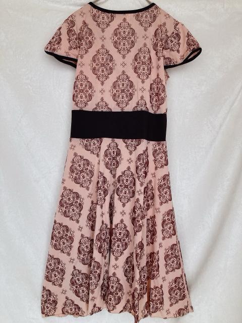 キャプスリーブ Vネック クラシカル フロッキー プリント ワンピース F N2m < 女性ファッション  キャプスリーブ Vネック クラシカル フロッキー プリント ワンピース F N2m < 女性ファッションの