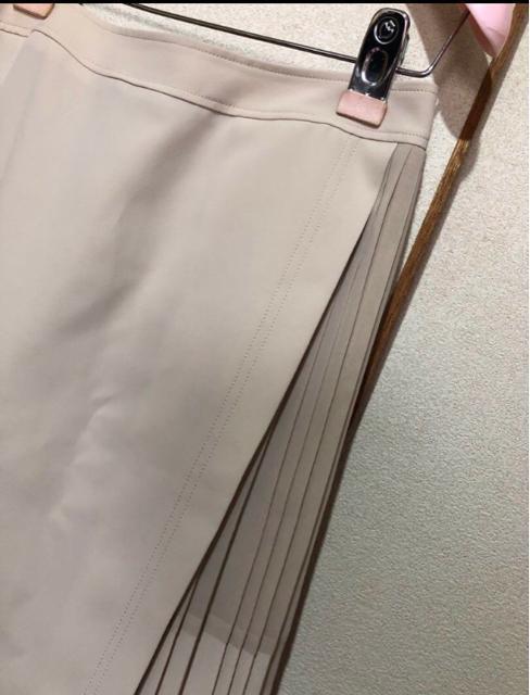 INDIVI インディヴィ サイドプリーツスカート 一度着用のみ クリ済 < ブランド  INDIVI インディヴィ サイドプリーツスカート 一度着用のみ クリ済 < ブランドの