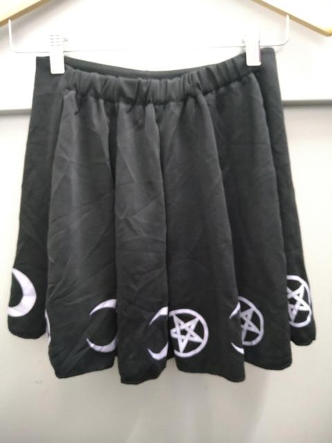 フレアスカート  ゴシック  地雷  サブカル  グランジ < 女性ファッション  フレアスカート  ゴシック  地雷  サブカル  グランジ < 女性ファッションの