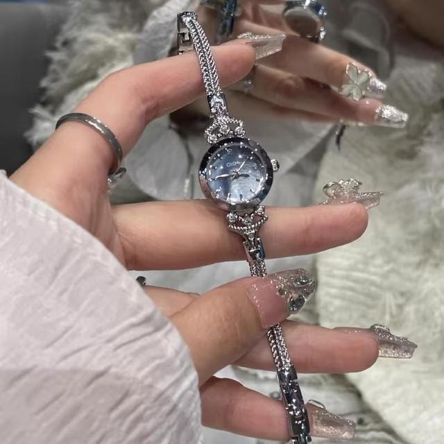 ���O�W���A���[�V���v���ɂ������邨�����r���v���f�B�[�X���₷���͂���ς�A�i���O  �� �����A�N�Z�T���[/���v�� 