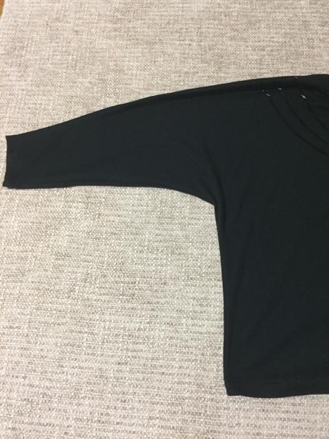 490.胸元ビーズとスパンコール長袖カットソー☆黒☆L程度 < 女性ファッション  490.胸元ビーズとスパンコール長袖カットソー☆黒☆L程度 < 女性ファッションの