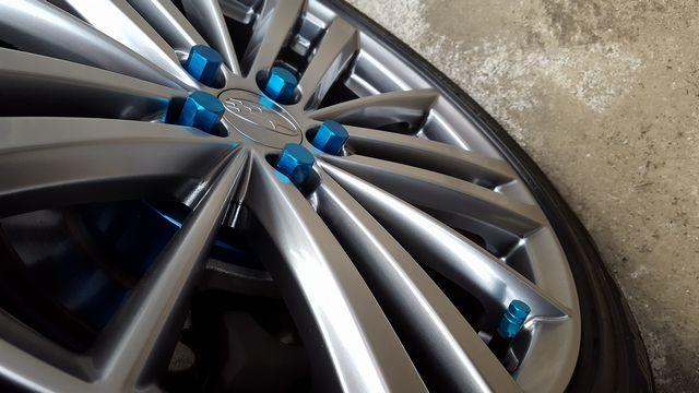 インプレッサG4 取付例あり カラフルエアバルブキャップtype3 < 自動車/バイク インプレッサG4 取付例あり カラフルエアバルブキャップtype3 < 自動車/バイク