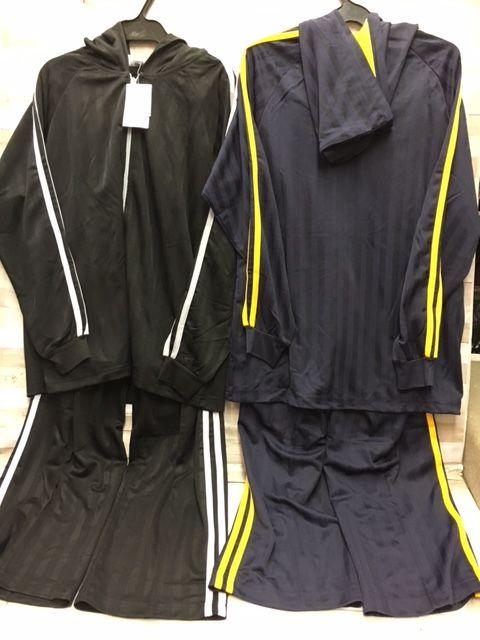 通気性抜群!ストライプ柄トレーニングパーカー上下セット1組 < 女性ファッション  通気性抜群!ストライプ柄トレーニングパーカー上下セット1組 < 女性ファッションの