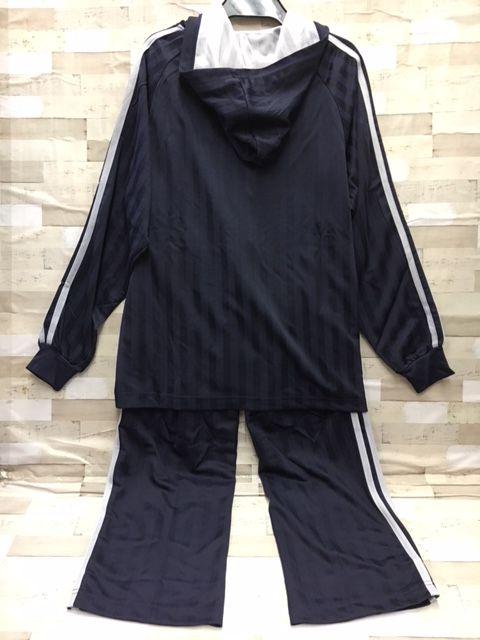 通気性抜群!ストライプ柄トレーニングパーカー上下セット1組 < 女性ファッション  通気性抜群!ストライプ柄トレーニングパーカー上下セット1組 < 女性ファッションの