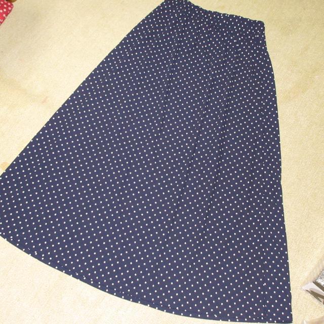 未使用タグ付☆UNIQLO*クレープジャージースカート(ネイビー)ドット模様*フレアスカート < ブランド  未使用タグ付☆UNIQLO*クレープジャージースカート(ネイビー)ドット模様*フレアスカート < ブランドの