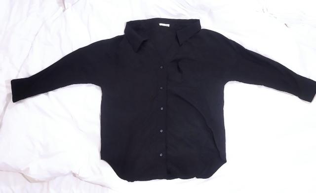 philter 黒 サテン ビック 抜き衿シャツ ボーイフレンドシャツ < 女性ファッション  philter 黒 サテン ビック 抜き衿シャツ ボーイフレンドシャツ < 女性ファッションの