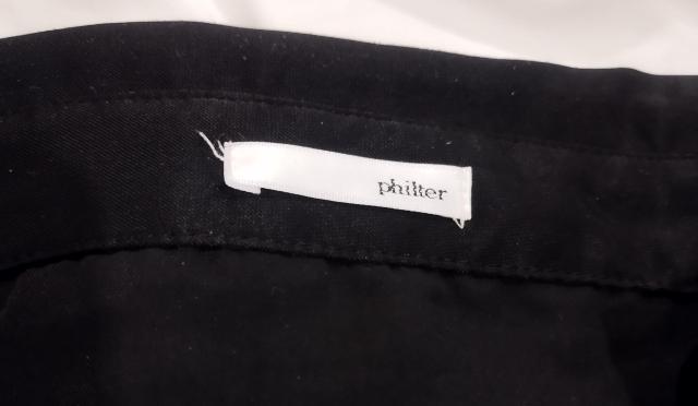 philter 黒 サテン ビック 抜き衿シャツ ボーイフレンドシャツ < 女性ファッション  philter 黒 サテン ビック 抜き衿シャツ ボーイフレンドシャツ < 女性ファッションの