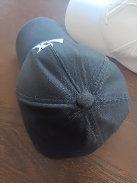 ARMANIEXCHANGE★AX白刺繍デカロゴキャップ帽子★男女OK★カッコイイ★黒白★アルマーニエクスチェンジ★ < 男性ファッション  ARMANIEXCHANGE★AX白刺繍デカロゴキャップ帽子★男女OK★カッコイイ★黒白★アルマーニエクスチェンジ★ < 男性ファッションの