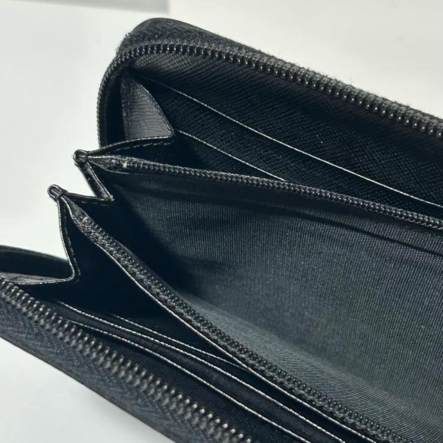 PRADA ナイロン トライアングルロゴ ラウンドファスナー 長財布 ネロ ブラック < ブランド PRADA ナイロン トライアングルロゴ ラウンドファスナー 長財布 ネロ ブラック < ブランドの