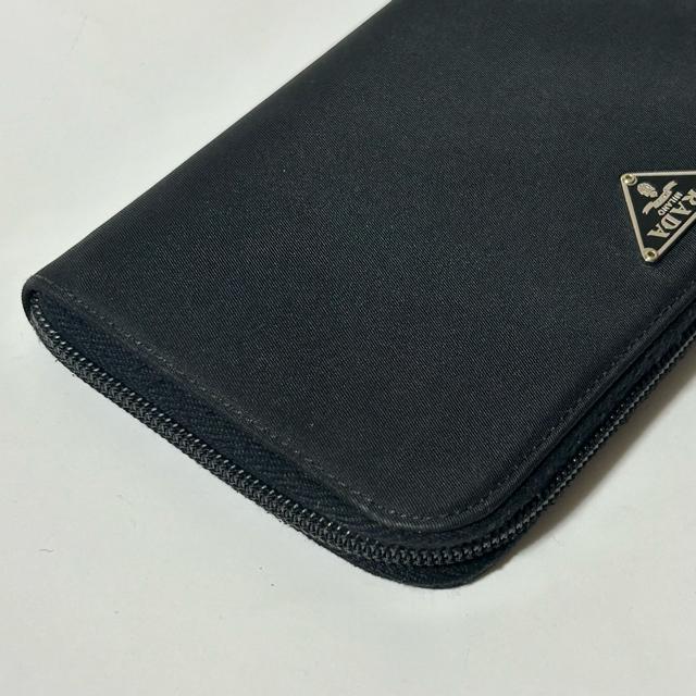 PRADA ナイロン トライアングルロゴ ラウンドファスナー 長財布 ネロ ブラック < ブランド PRADA ナイロン トライアングルロゴ ラウンドファスナー 長財布 ネロ ブラック < ブランドの
