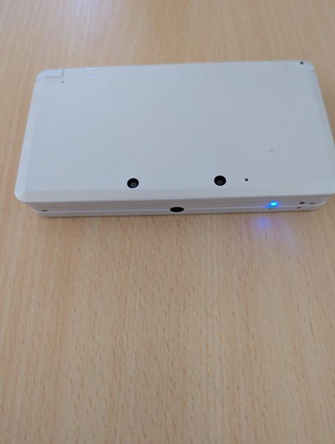 �C�V��3DS�{�́@�|�P�����\�E���V���o�[�t�� �� �Q�[���{��/�\�t�g�� 