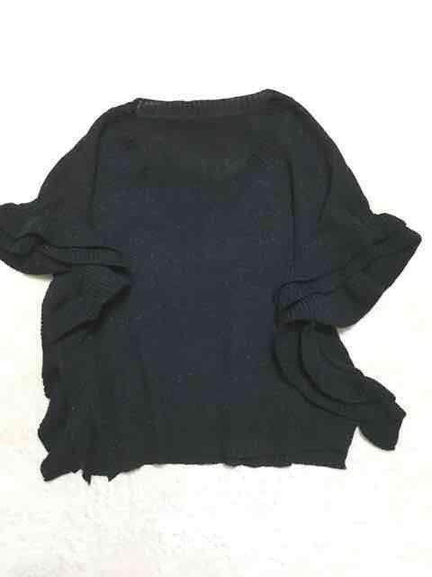 黒キラキララメラッフルフリル丈短めトップスニット新品ブラック < 女性ファッション 黒キラキララメラッフルフリル丈短めトップスニット新品ブラック < 女性ファッションの