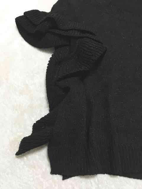 黒キラキララメラッフルフリル丈短めトップスニット新品ブラック < 女性ファッション 黒キラキララメラッフルフリル丈短めトップスニット新品ブラック < 女性ファッションの