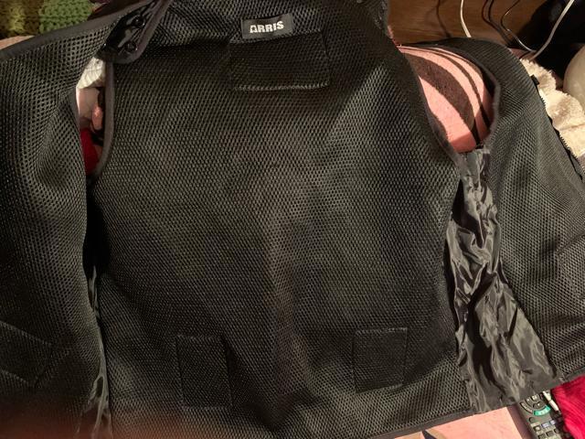 A男女兼用 ARRIS ヒート電熱ベスト バッテリー付き サイズフリ 黒色 < 男性ファッション  A男女兼用 ARRIS ヒート電熱ベスト バッテリー付き サイズフリ 黒色 < 男性ファッションの