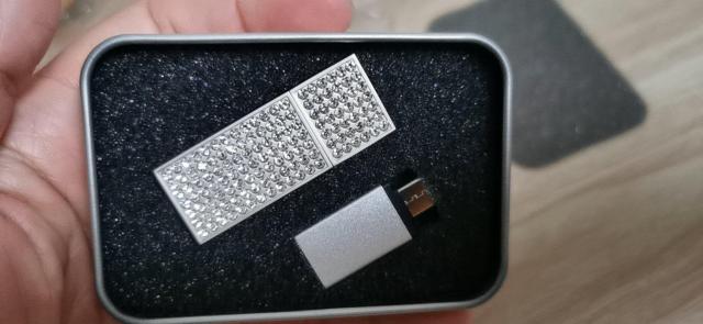 yApple MFIF USB zOt[XeBbN@128GB  PC{/Ӌ@ 