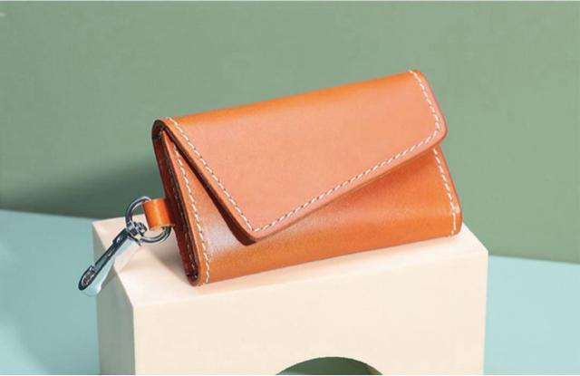 新品未使用 キーケース メンズ レディース おしゃれ 革 レザー ブラウン < 男性ファッション  新品未使用 キーケース メンズ レディース おしゃれ 革 レザー ブラウン  < 男性ファッションの