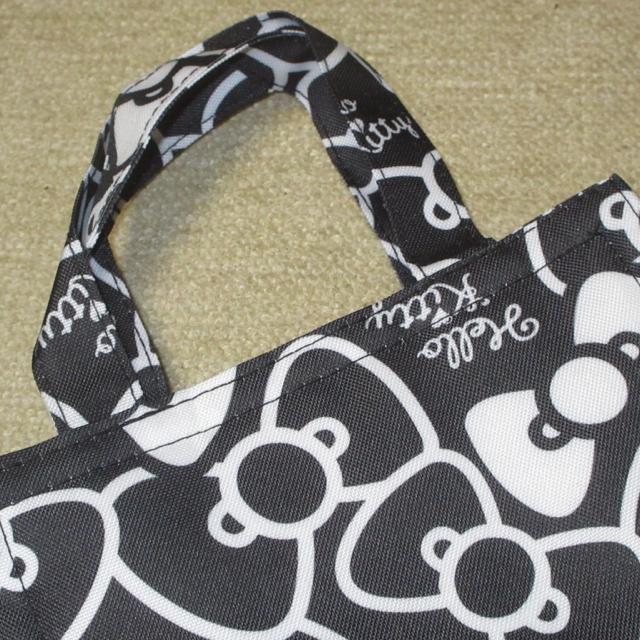 未使用☆ハローキティ*保冷バッグ*エコバッグ*お弁当バッグ(ブラック系) < おもちゃ 未使用☆ハローキティ*保冷バッグ*エコバッグ*お弁当バッグ(ブラック系) < おもちゃの