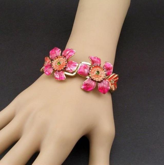 ViFREEDOM of TOPSHOPAeB[NuXbgUKuh  uh 