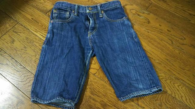 140 デニム 半ズボン < キッズ/ベビー 140 デニム 半ズボン < キッズ/ベビーの