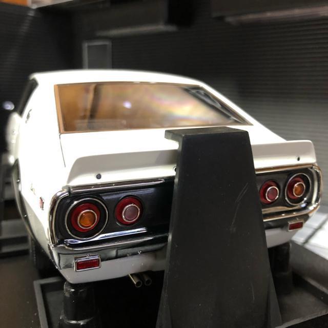 新品未展示品 京商1/18 日産スカイライン2000GT-Rストリート < ホビー  新品未展示品 京商1/18 日産スカイライン2000GT-Rストリート < ホビーの