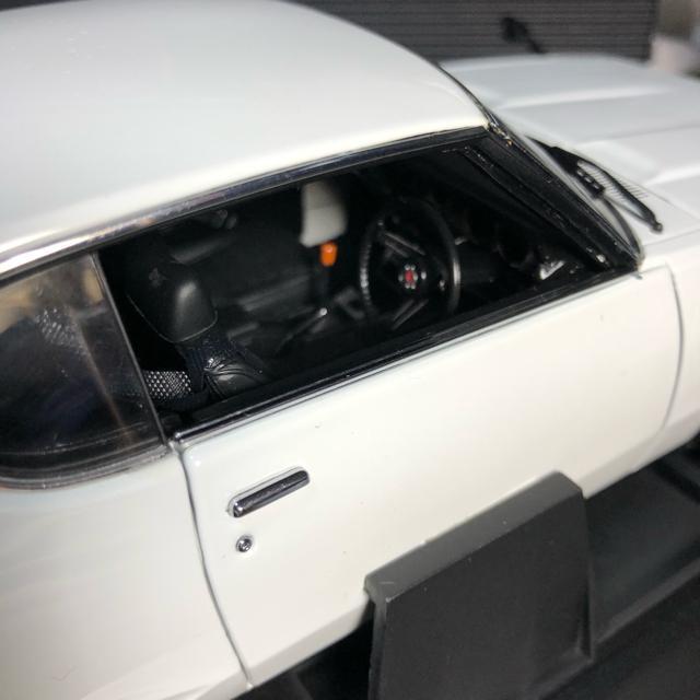 新品未展示品 京商1/18 日産スカイライン2000GT-Rストリート < ホビー  新品未展示品 京商1/18 日産スカイライン2000GT-Rストリート < ホビーの