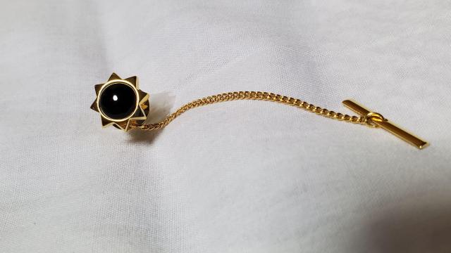 正規未 ジバンシィ クラシックラグジュアリー カボションストーン黒フラワー タイタニック タイピン スター ブローチ ピンバッジ < ブランド  正規未 ジバンシィ クラシックラグジュアリー カボションストーン黒フラワー タイタニック タイピン スター ブローチ ピンバッジ < ブランドの