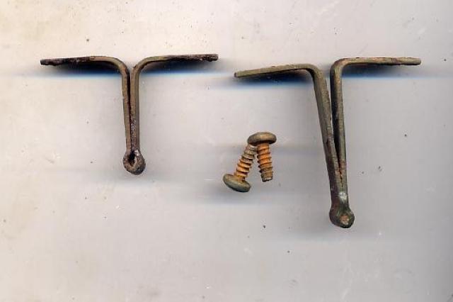 M151A1/A2ジープ ウィンドシールドキャッチ < ホビー  M151A1/A2ジープ ウィンドシールドキャッチ  < ホビーの