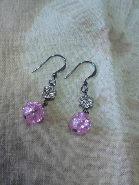 ハンドメイド・ピアス < 女性アクセサリー/時計 ハンドメイド・ピアス < 女性アクセサリー/時計の