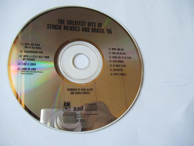 セルディオ・メンデスとブラジル'66 CD 「Serdio Mendes & Brasil '66 Greatest Hits 」 < CD/DVD/ビデオ  セルディオ・メンデスとブラジル'66 CD 「Serdio Mendes & Brasil '66 Greatest Hits 」 < CD/DVD/ビデオの