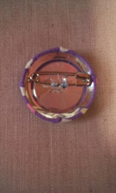 くるみボタン バッジ パープル ハート柄  可愛い < 女性ファッション  くるみボタン バッジ パープル ハート柄  可愛い < 女性ファッションの